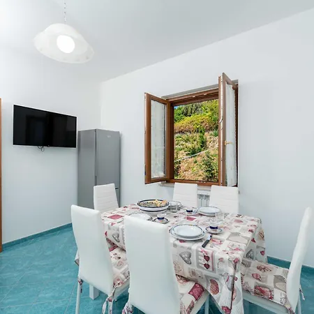 Da Benny Seaview Apartament *