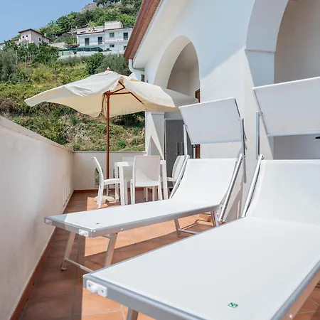 Da Benny Seaview Apartament *