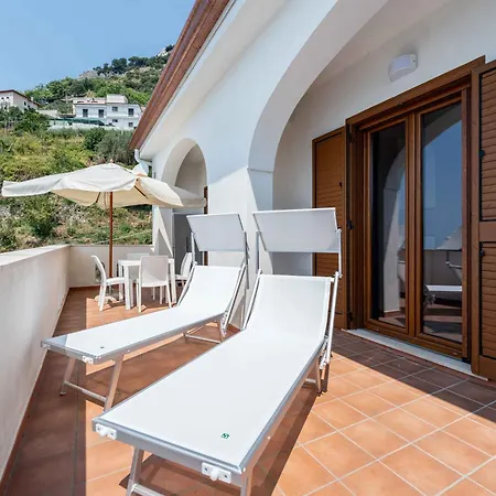 Apartment Da Benny Seaview